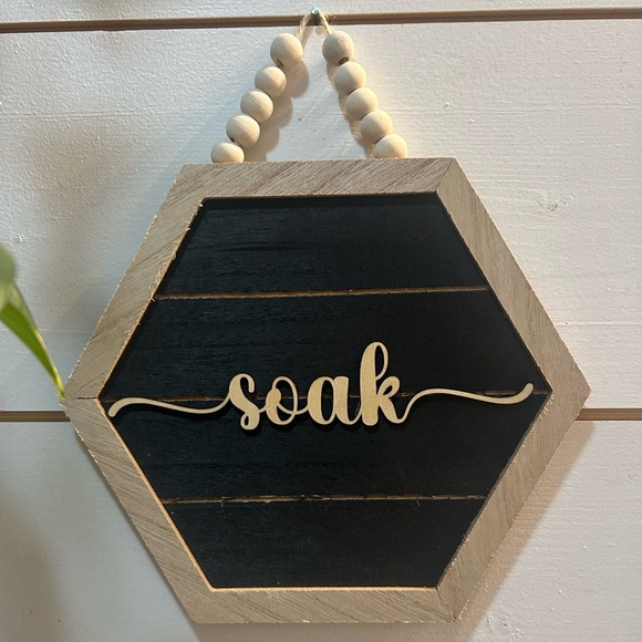 Set of 3 Bathroom Relax Soak Unwind Hexagon Bead Hanging Wall Art - Picture 3 of 4